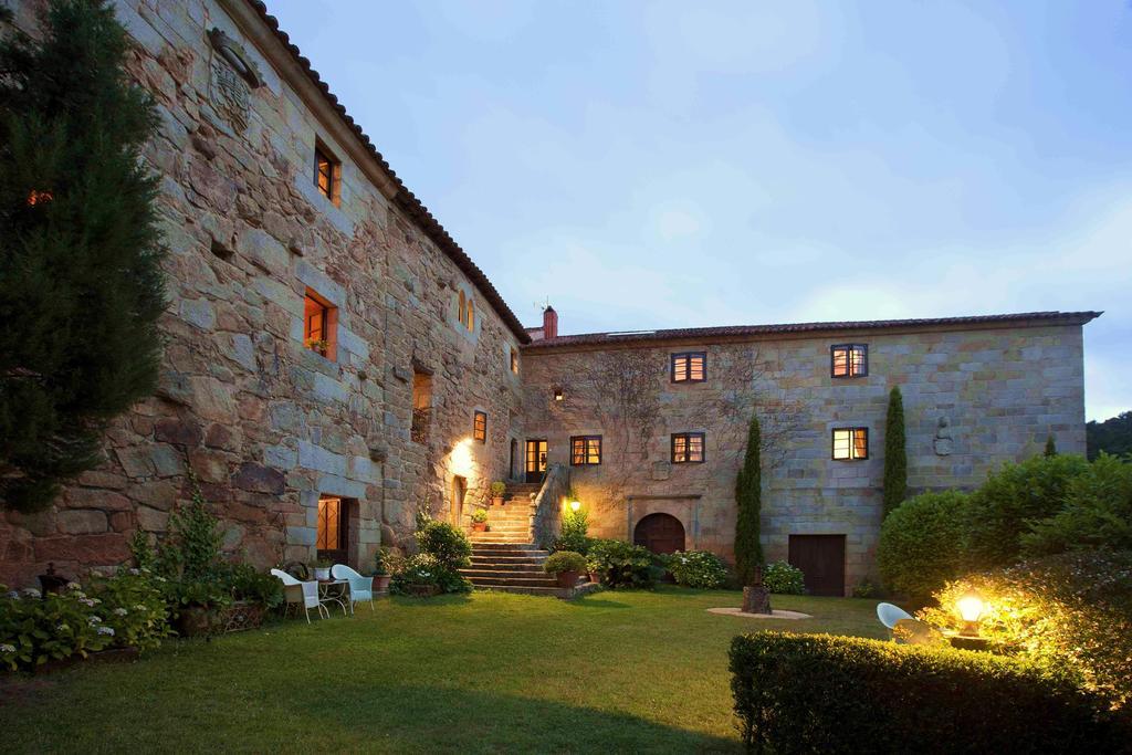 Pazo De Bentraces (Adults Only) Pensjonat Toen Zewnętrze zdjęcie